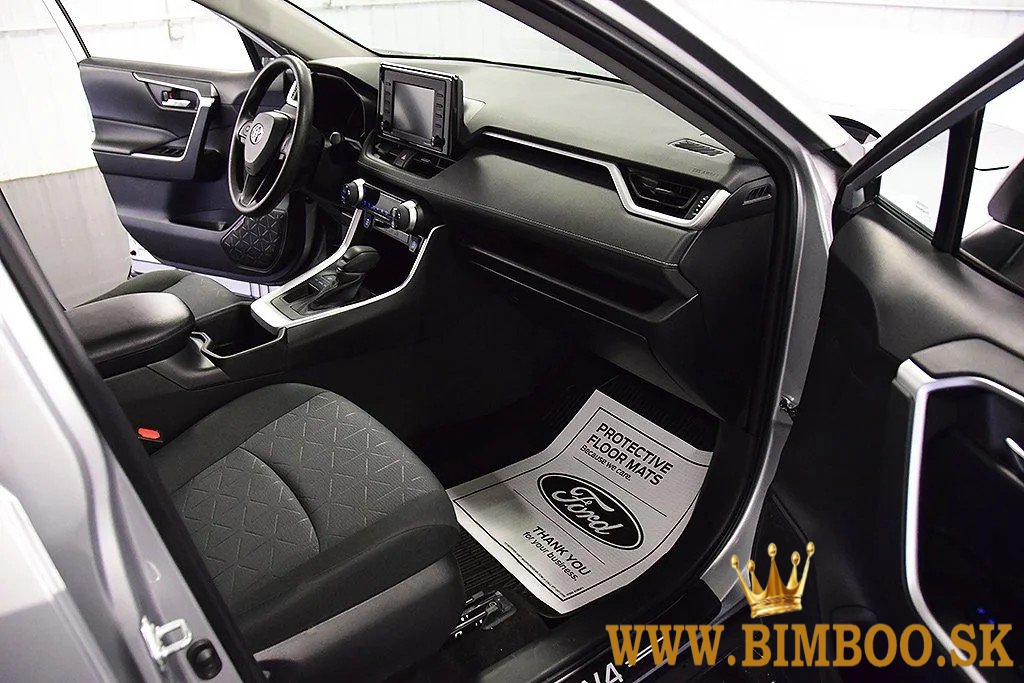 Buy Clean Used 2022 Toyota RAV4 XLE Full Option