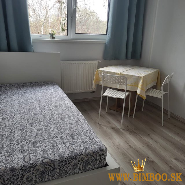 Ponúkame na prenájom príjemnú garsónku v mestskej časti Bratislav