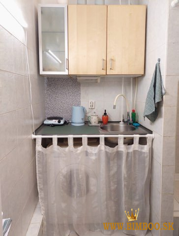 Prenájom garsónky v centre Bratislavy – oproti Eurovei 