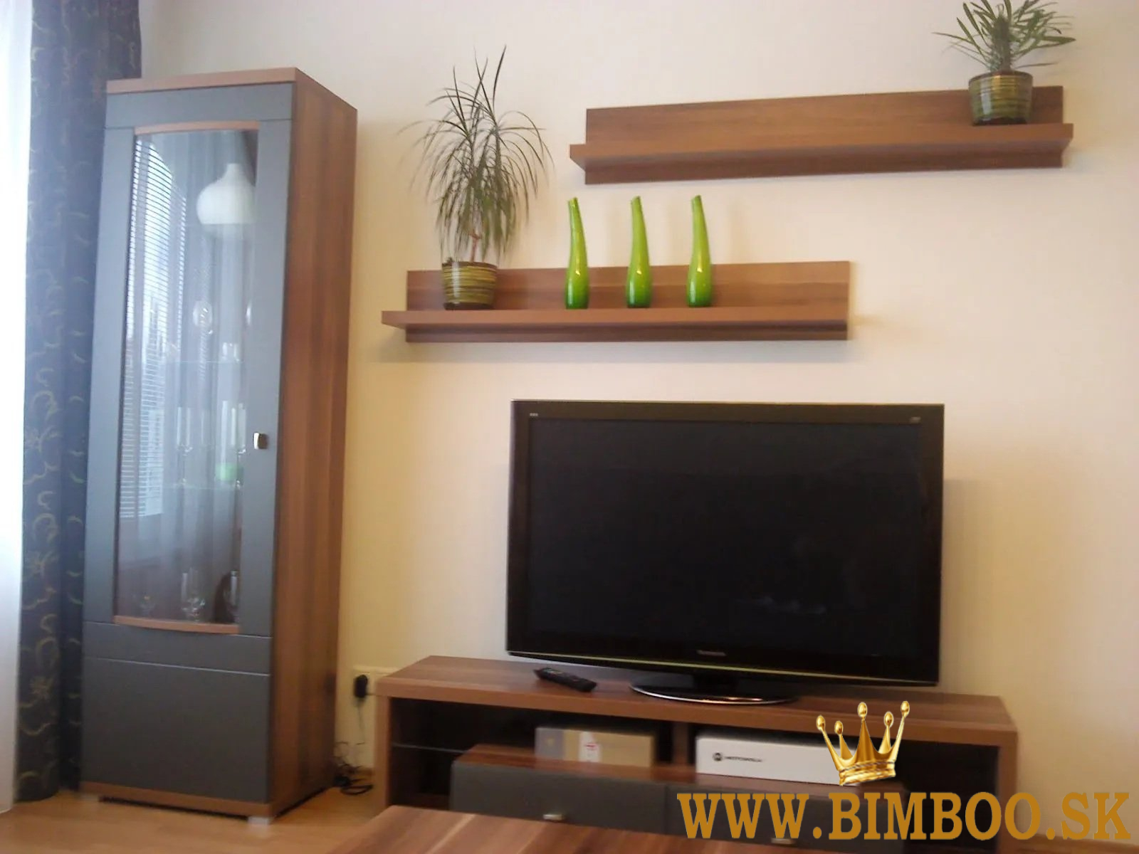  2-izbový byt s parkovacím státím – Nevädzová (OC RETRO),