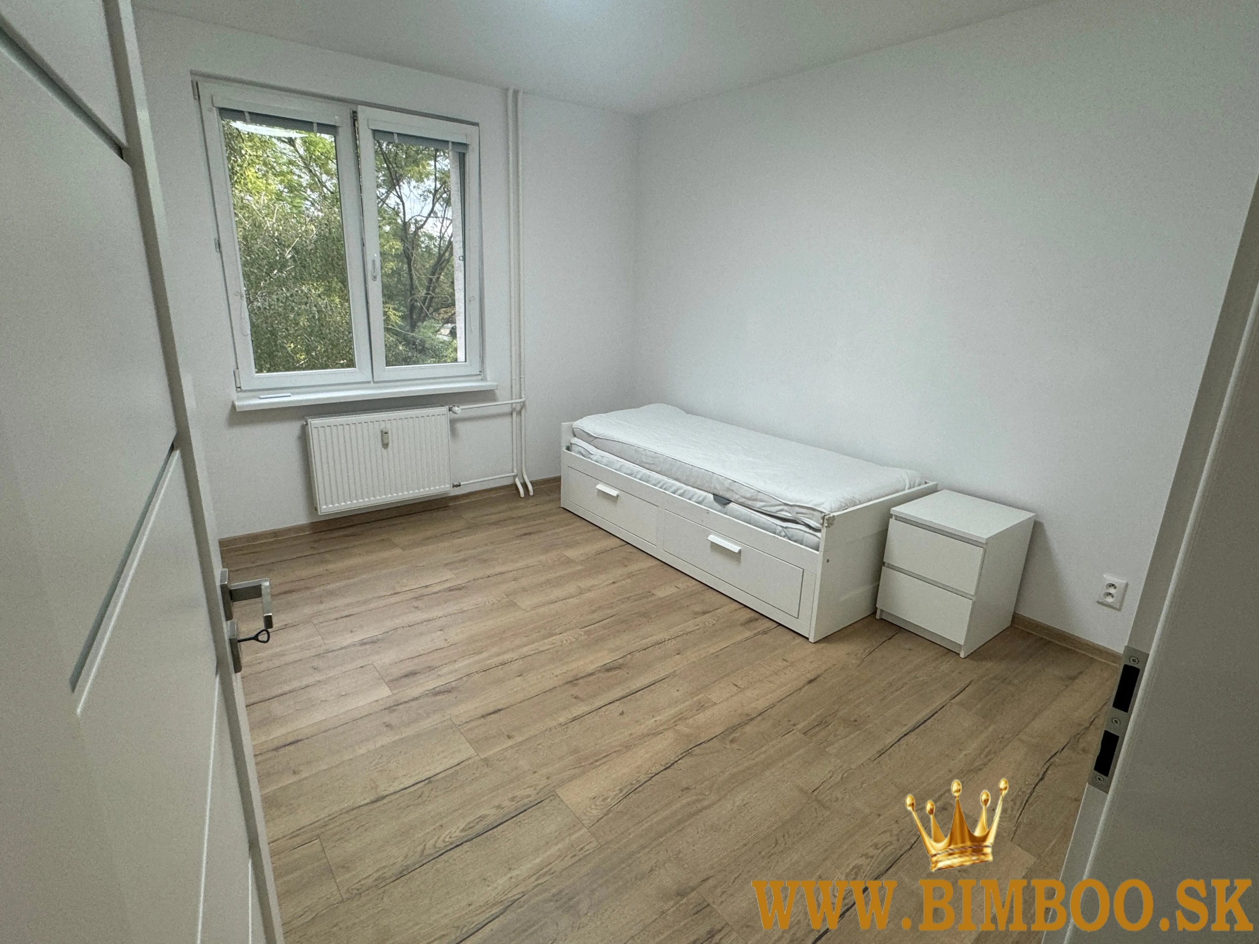 Prenájom 3-izbového bytu – Radarová, Bratislava 