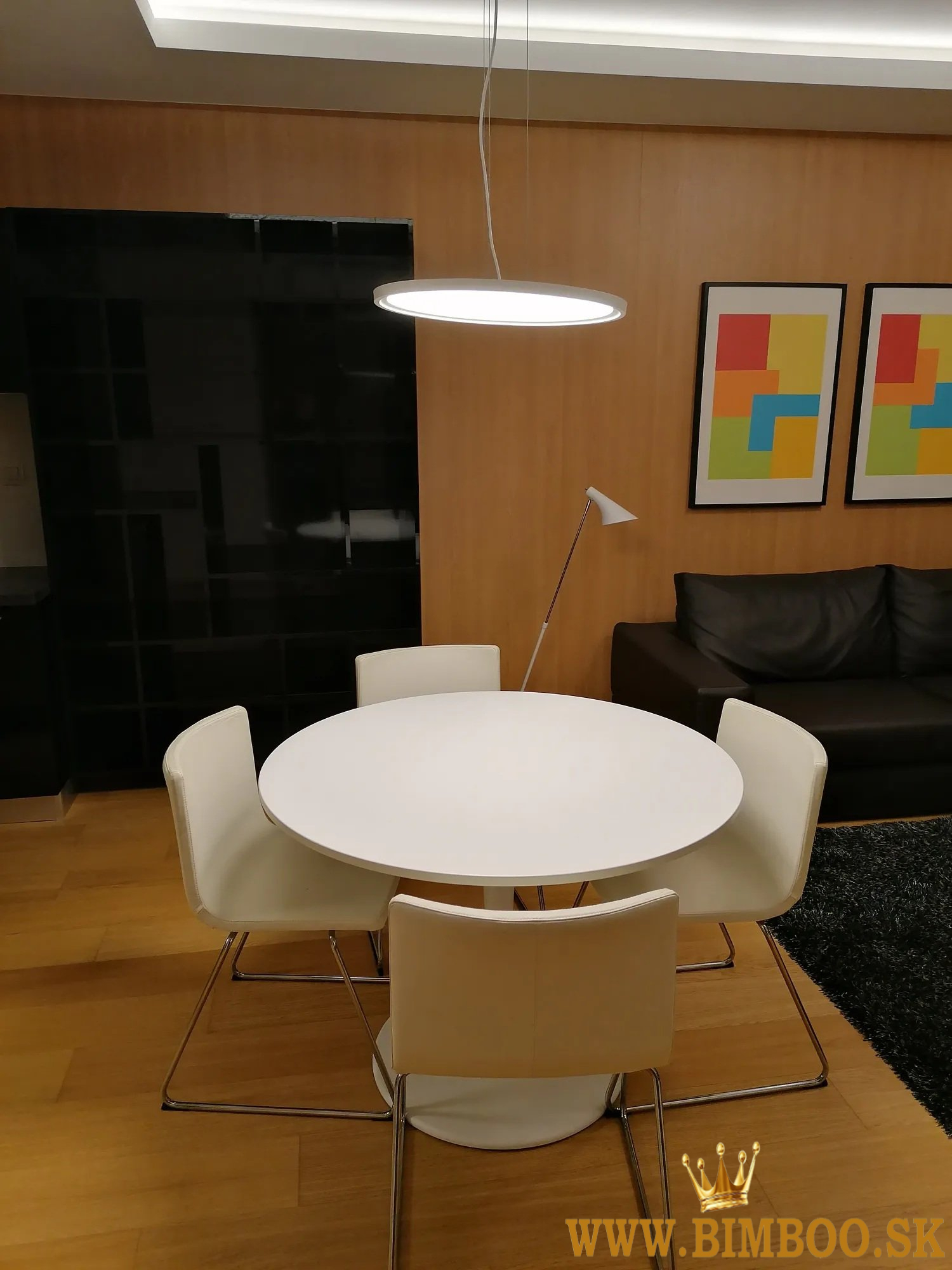  Luxusný 2-izbový byt s panoramatickým výhľadom v srdci Bratislavy 