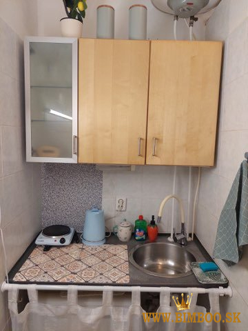 Prenájom garsónky v centre Bratislavy – oproti Eurovei „