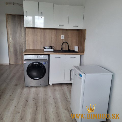 Ponúkame na prenájom príjemnú garsónku v mestskej časti Bratislava –