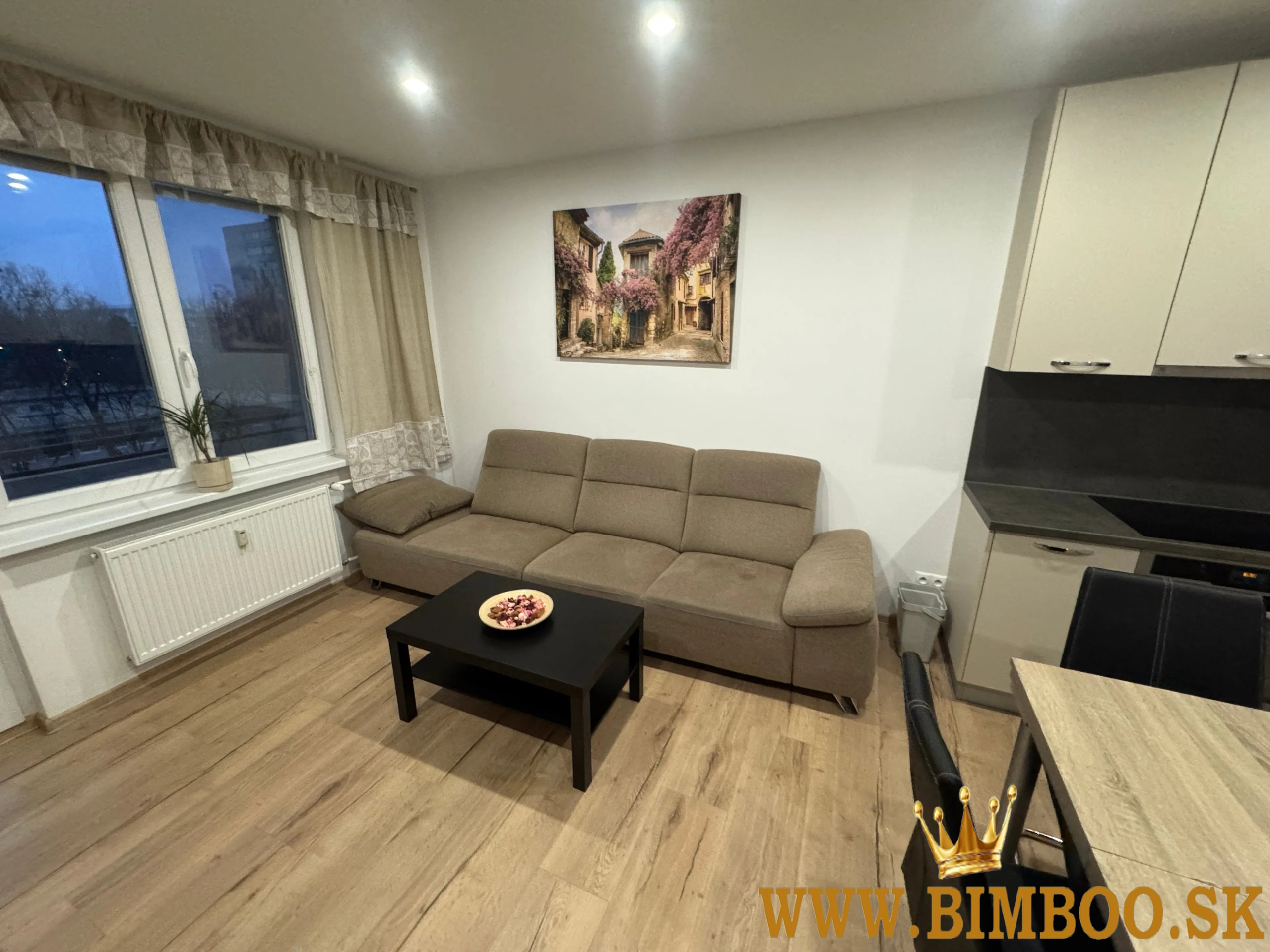 Prenájom 3-izbového bytu – Radarová, Bratislava 