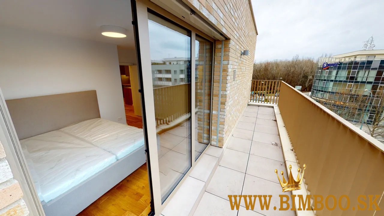 Prenájom 4-izbového bytu – Martinengova ul.,