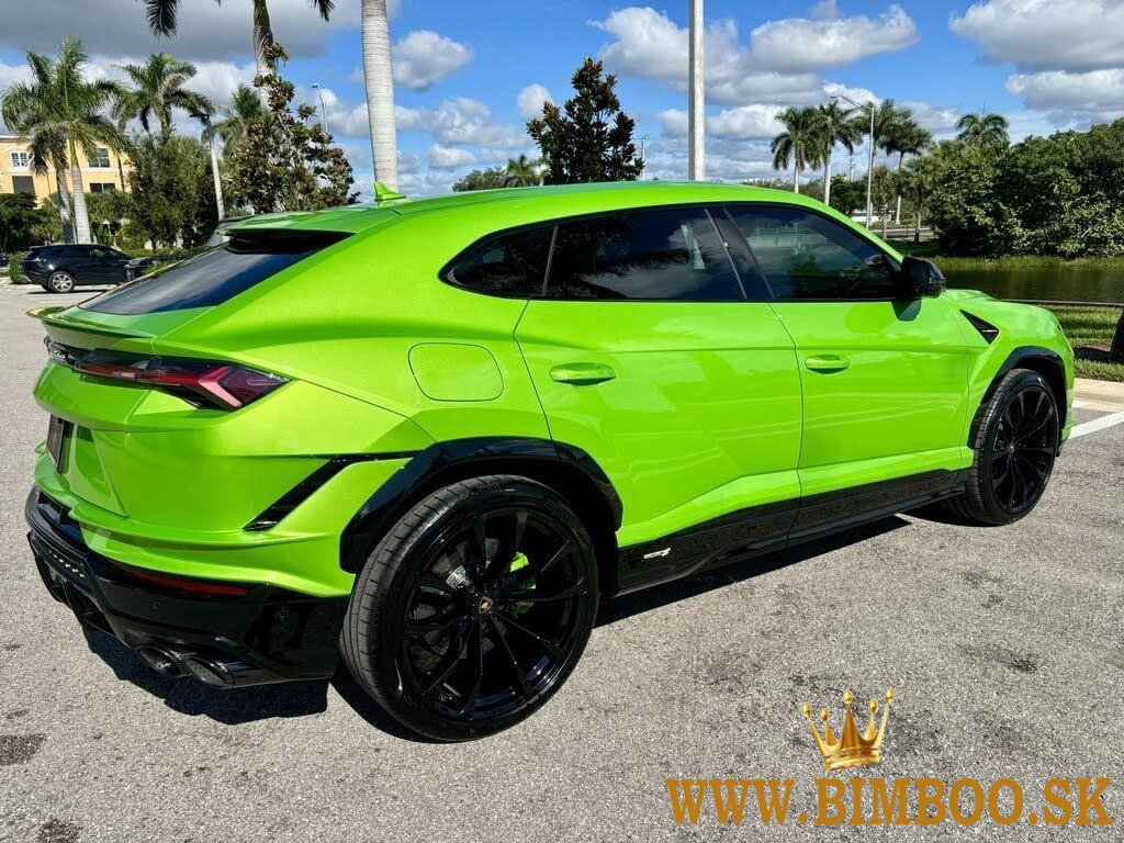 Slightly USED 224 Lamborghini Urus S AWD Full options