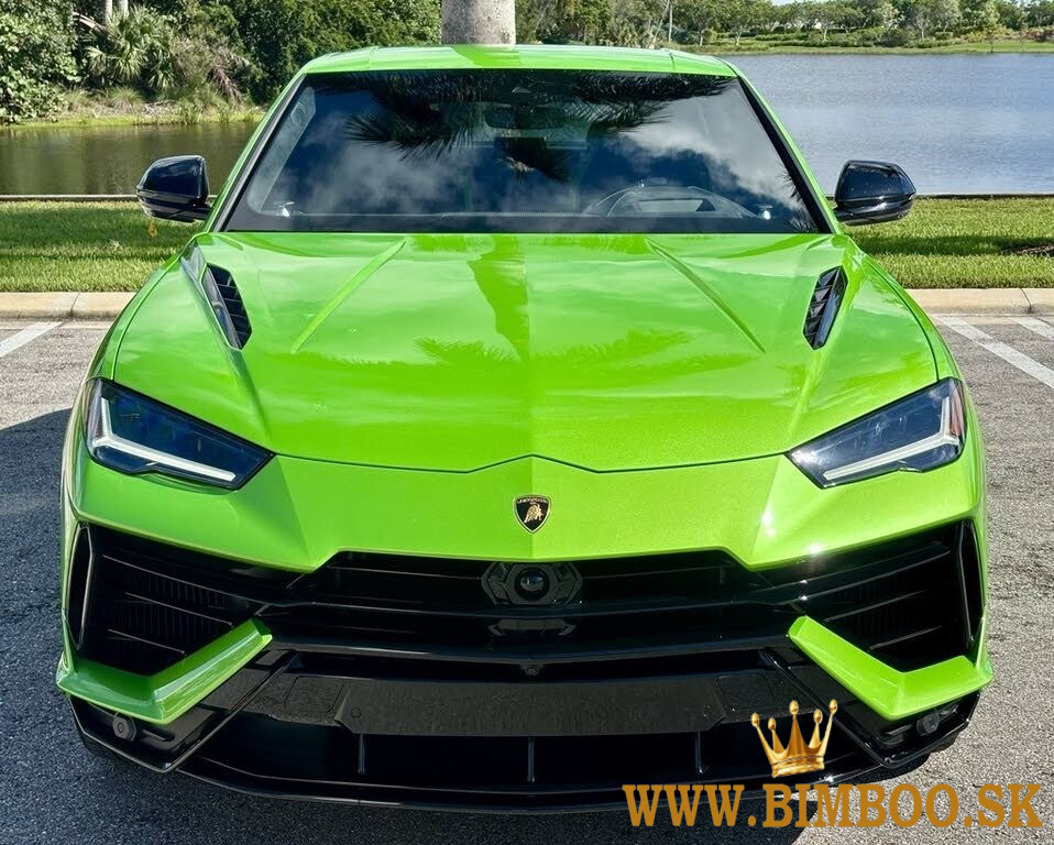 Slightly USED 224 Lamborghini Urus S AWD Full options