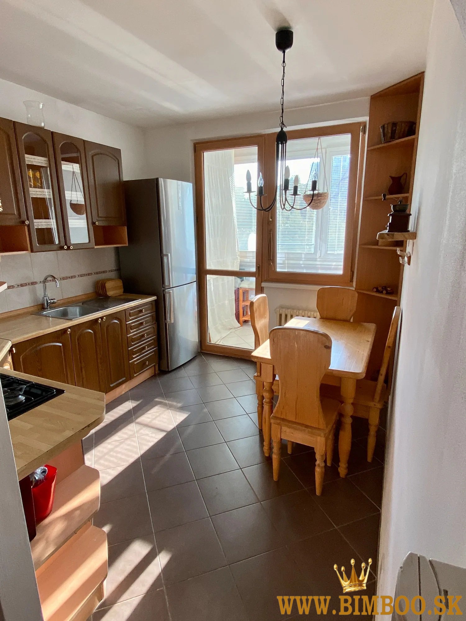  Prenájom: 3-izbový byt – Belinského, Petržalka 