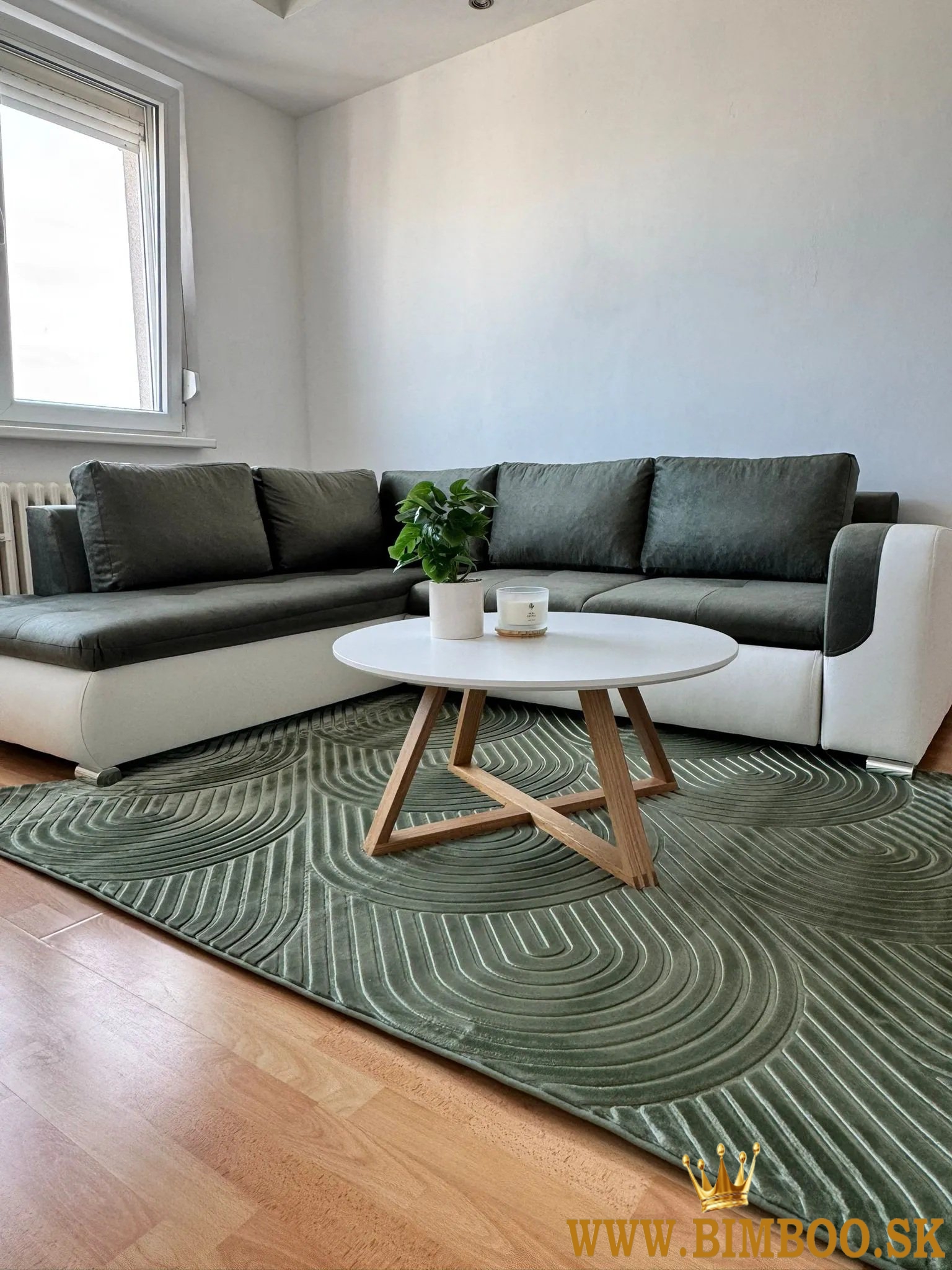  Prenájom: 2-izbový byt po kompletnej rekonštrukcii – Lachová,