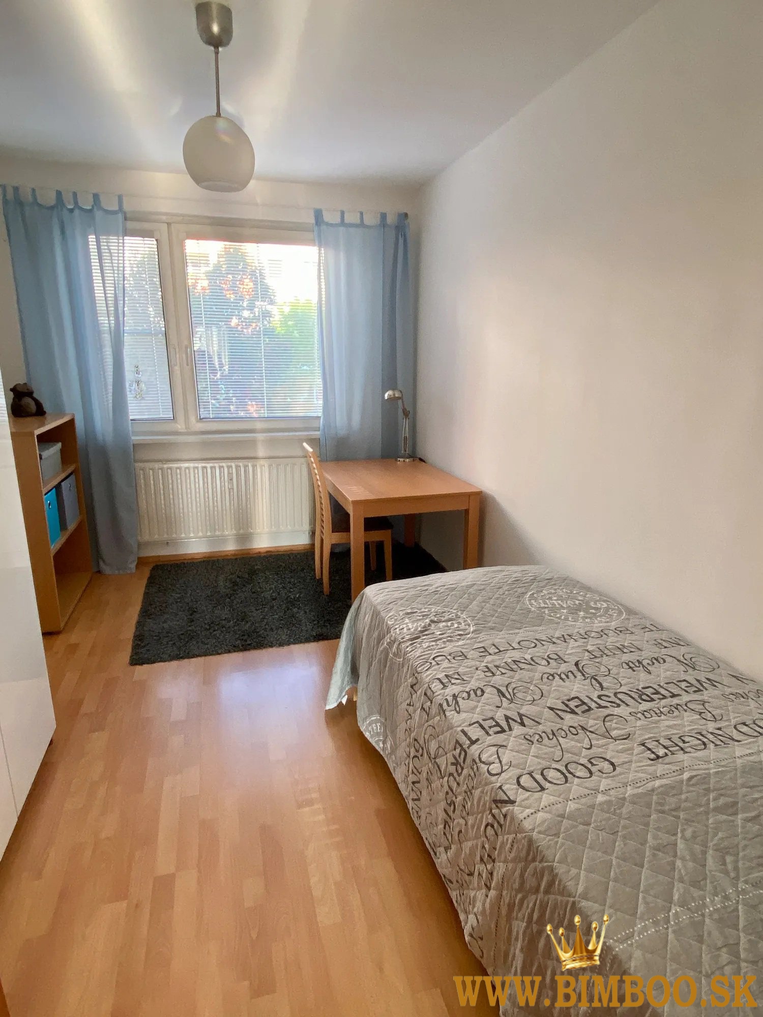 Prenájom: 3-izbový byt – Belinského