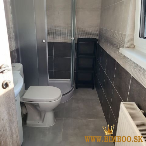  Prenájom kompletne zariadenej garzónky – Majerská ulica