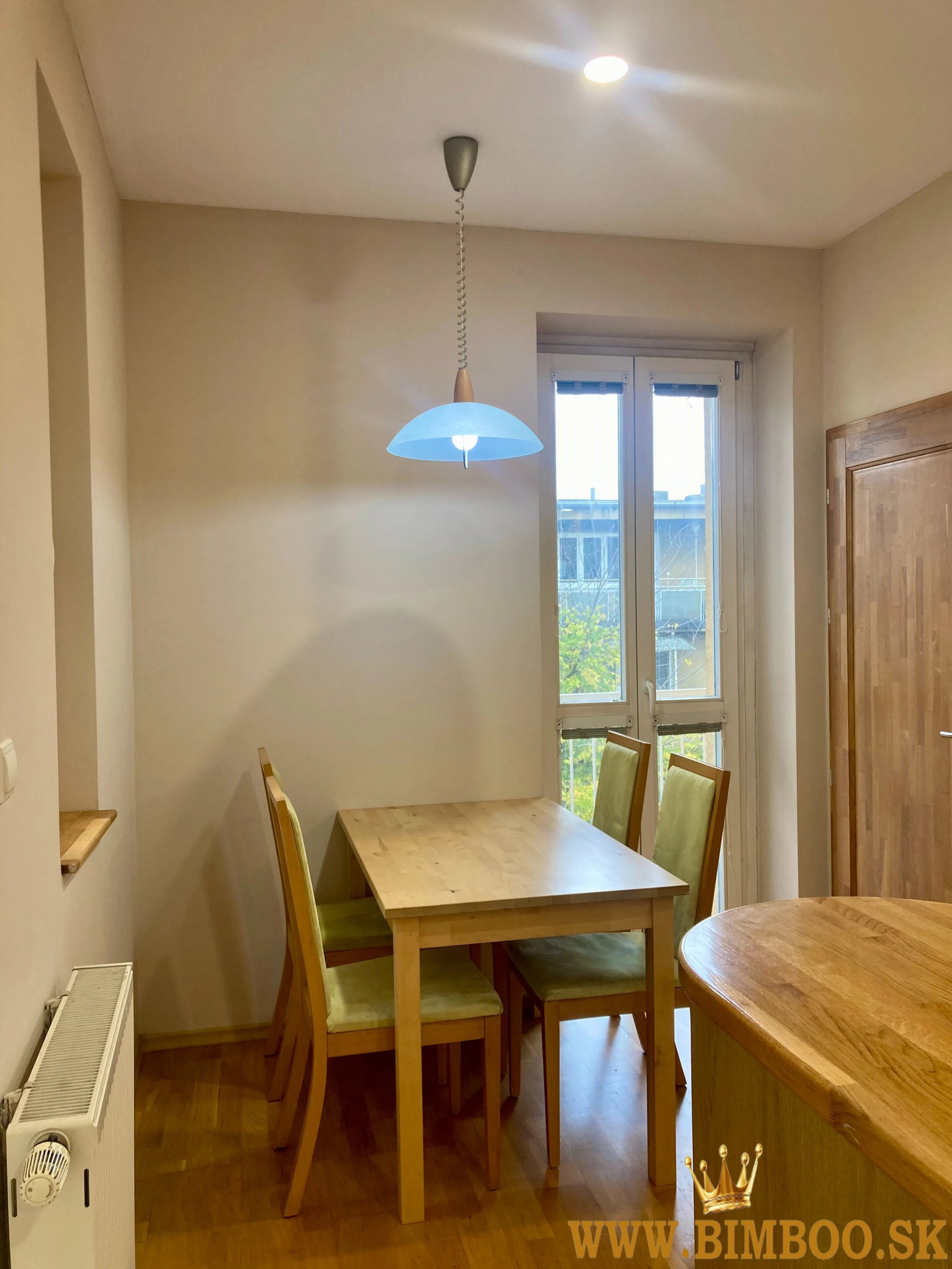 Prenájom 4-izbového bytu v centre – Šoltésovej ulica (