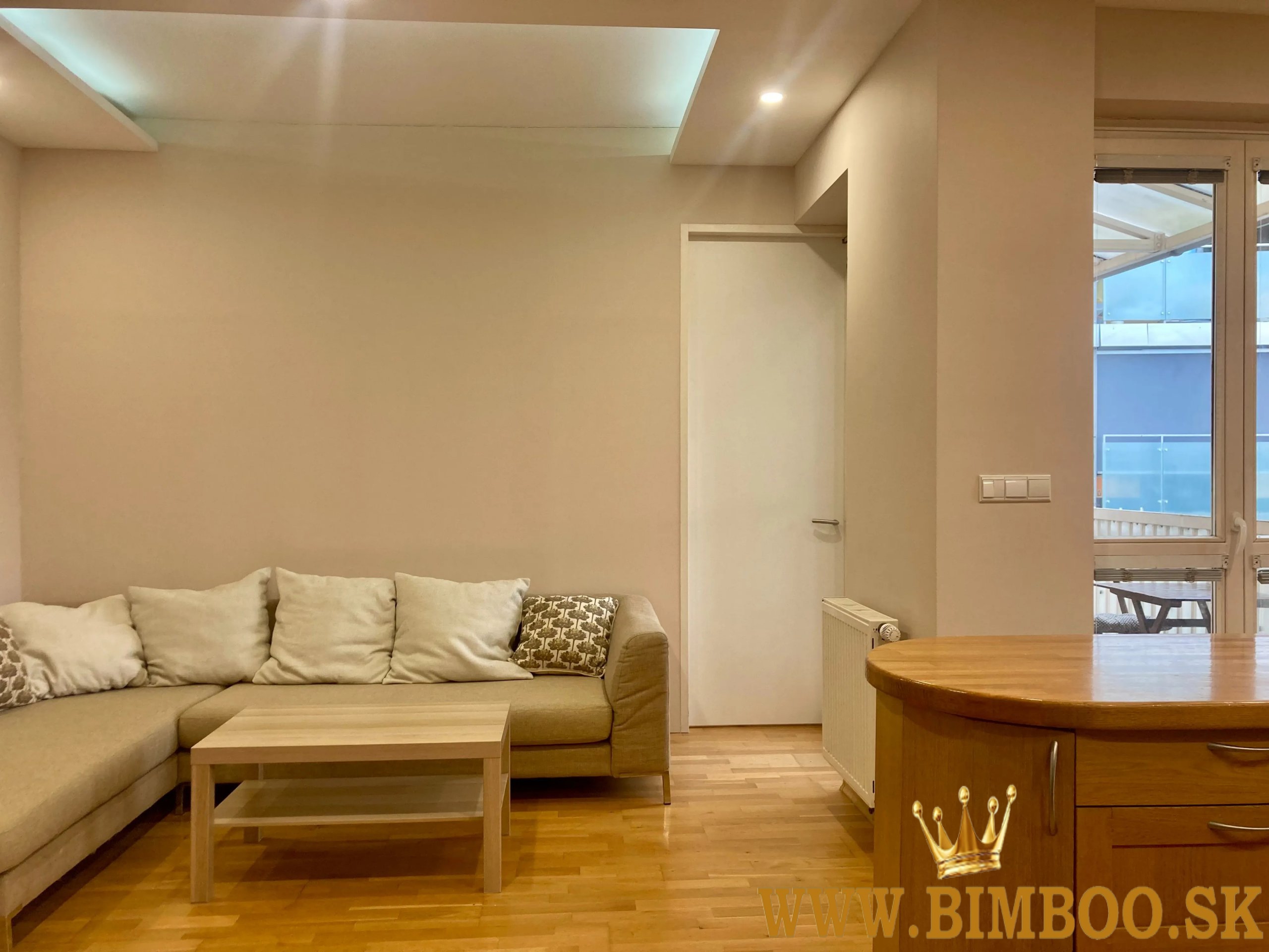 Prenájom 4-izbového bytu v centre – Šoltésovej ulica (