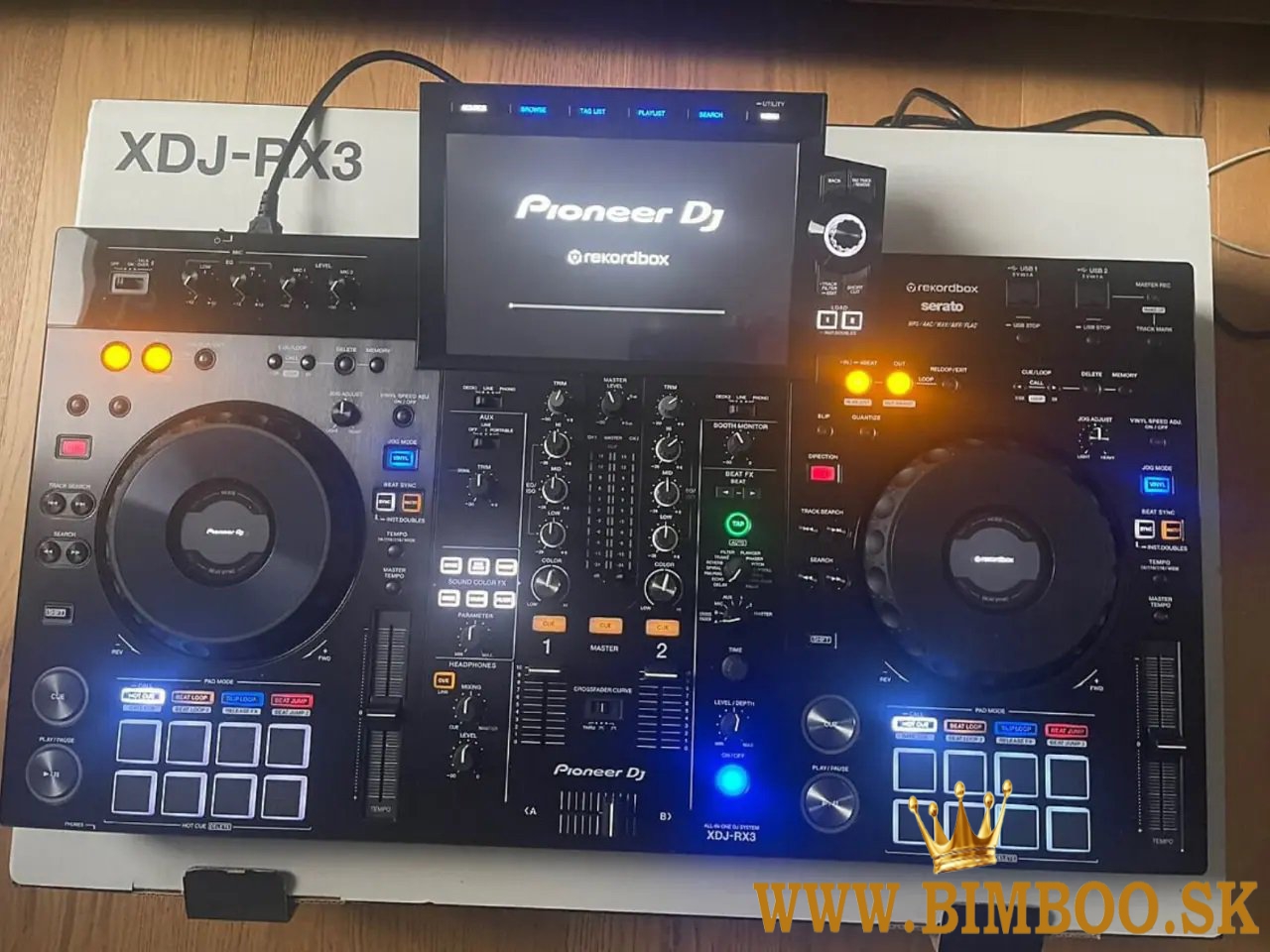 Nový AlphaTheta XDJ-AZ DJ systém, Pioneer OPUS-QUAD DJ systém, Denon DJ Prime 4+W, Pioneer XDJ-XZ-W,