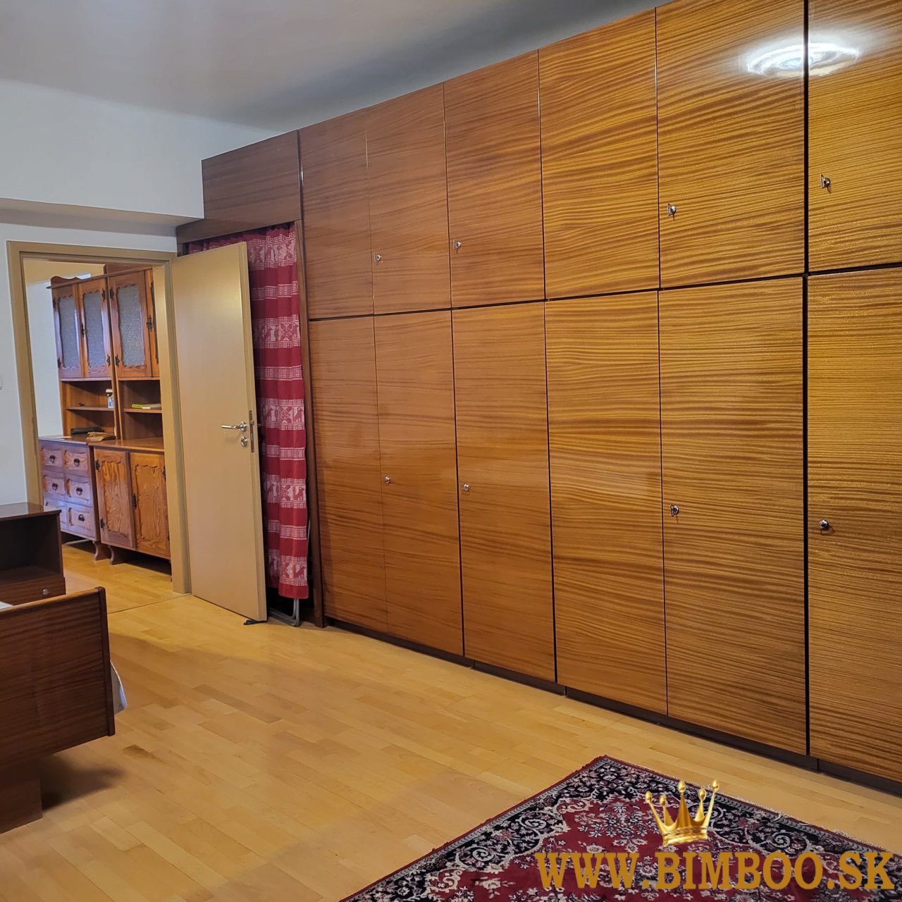 Prenájom 3 izbového bytu na Košickej ulica 