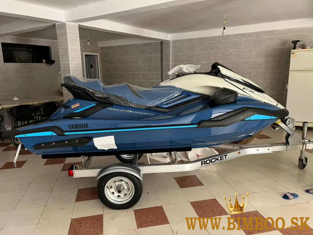 2025 Yamaha WaveRunner FX Cruiser SVHO Jetski