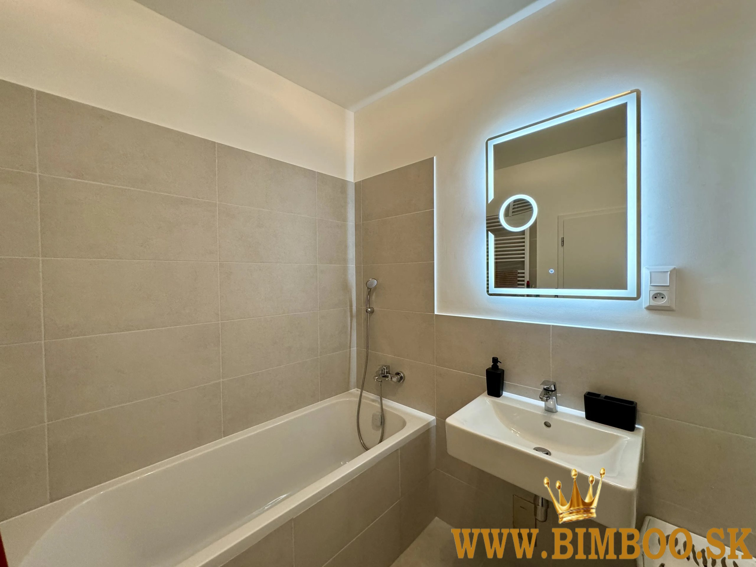 Realitný kancelária REALADR s.r.o.