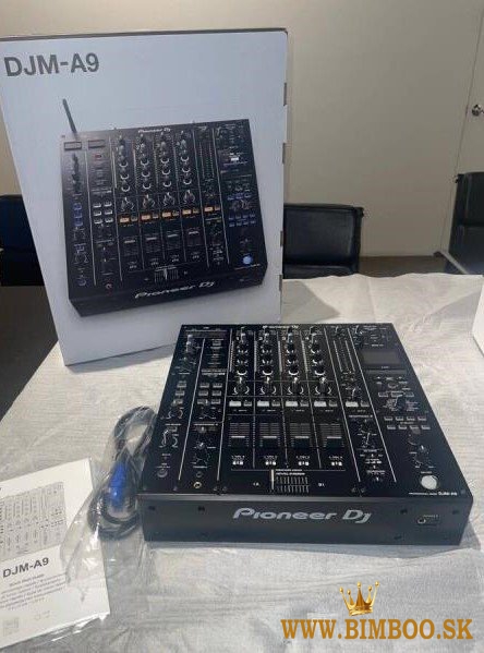 2x Pioneer DJ CDJ-3000-W + 1x DJM-900NXS2-W, Pioneer DJ DJM-V10-LF, Pioneer DJM-A9, Pioneer CDJ-Tour