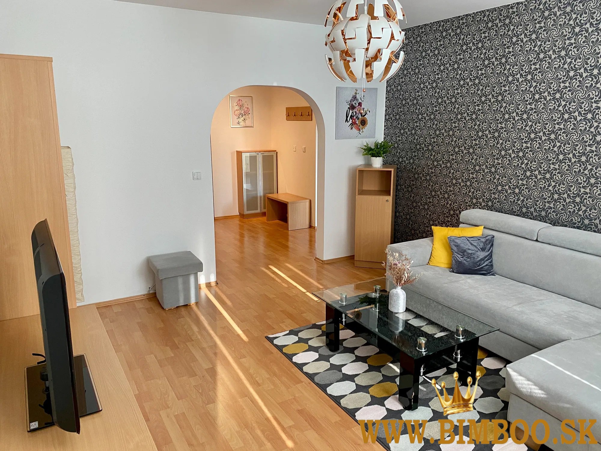  Prenájom: 3-izbový byt – Belinského, Petržalka 