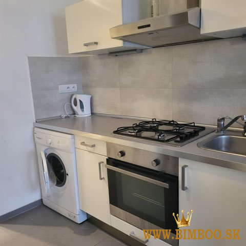 ✨ Bývajte tam, kde mesto nikdy nespí – 2-izbový byt na Gorkého ulici 