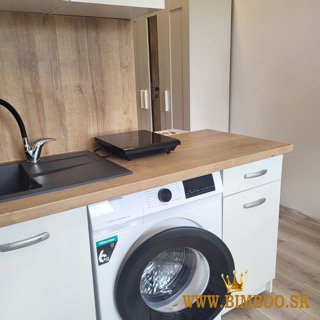 ???? Prenájom kompletne zariadenej garzónky – Majerská ulica,