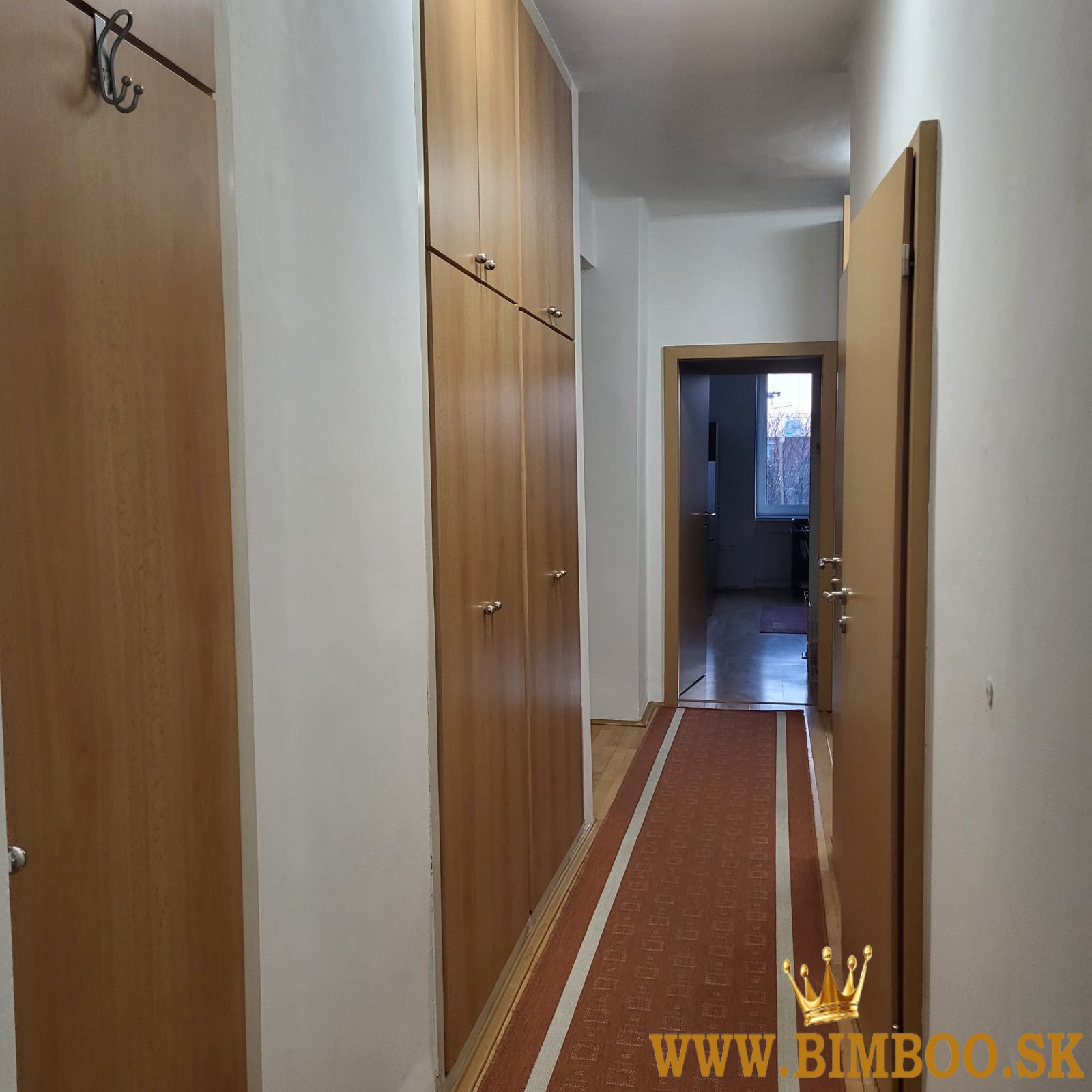 Prenájom 3 izbového bytu na Košickej ulica 