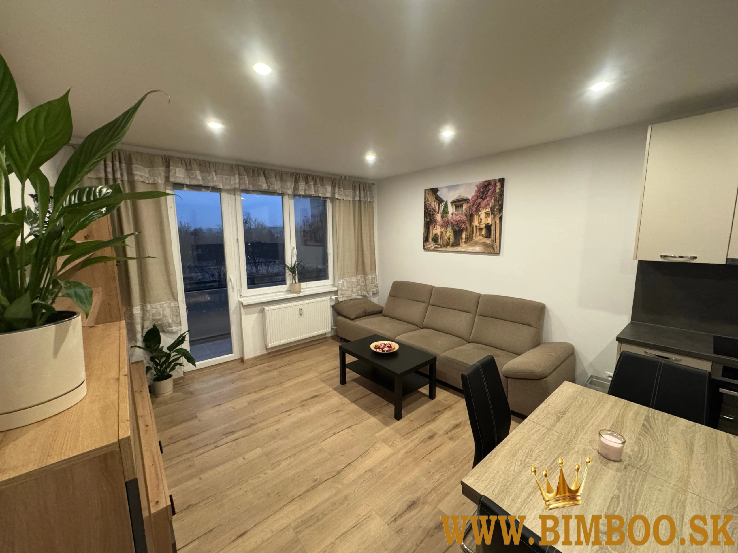 Prenájom 3-izbového bytu – Radarová, Bratislava 