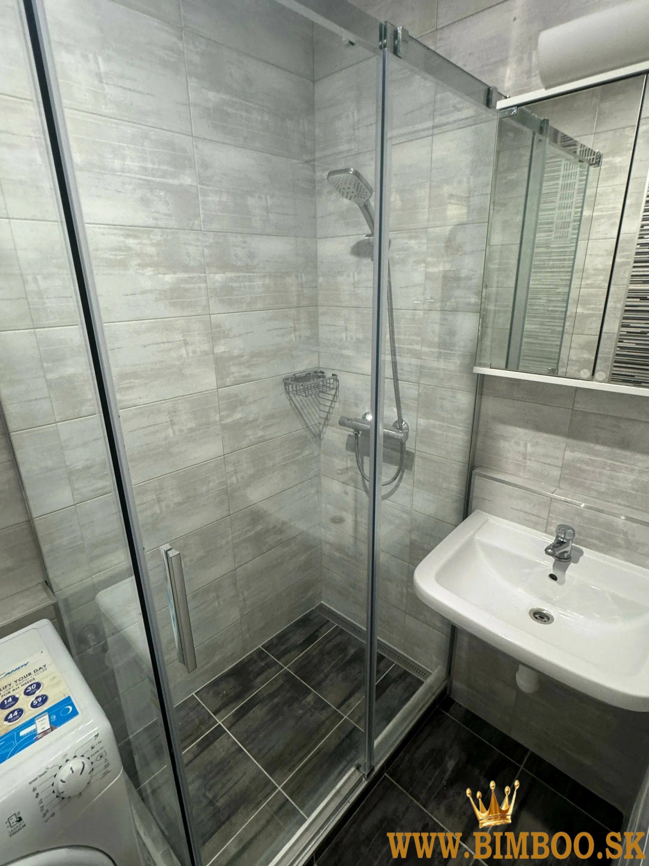 Prenájom 3-izbového bytu – Radarová, Bratislava 