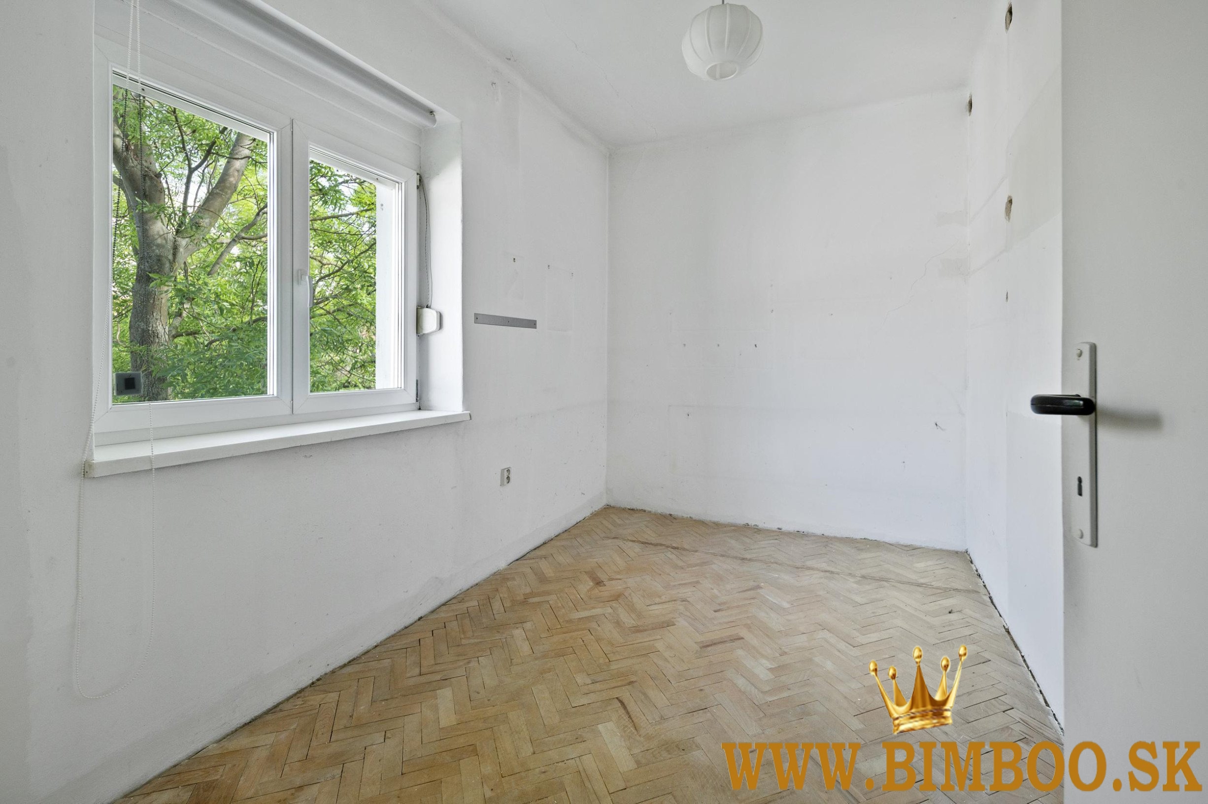 Na predaj 3-izbový byt s balkónom,