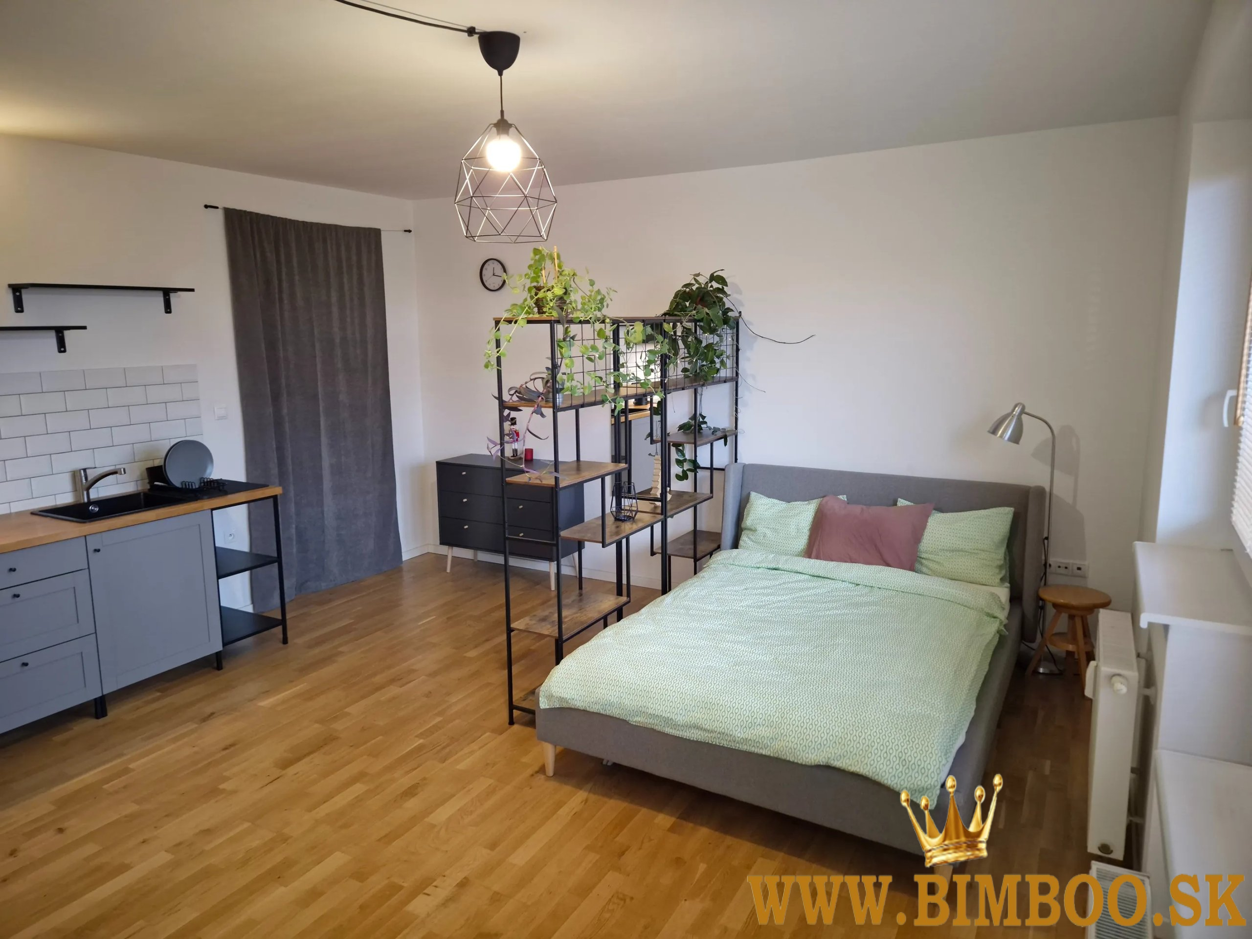  Moderná garsónka s balkónom a spoločnou záhradou | Perličková,