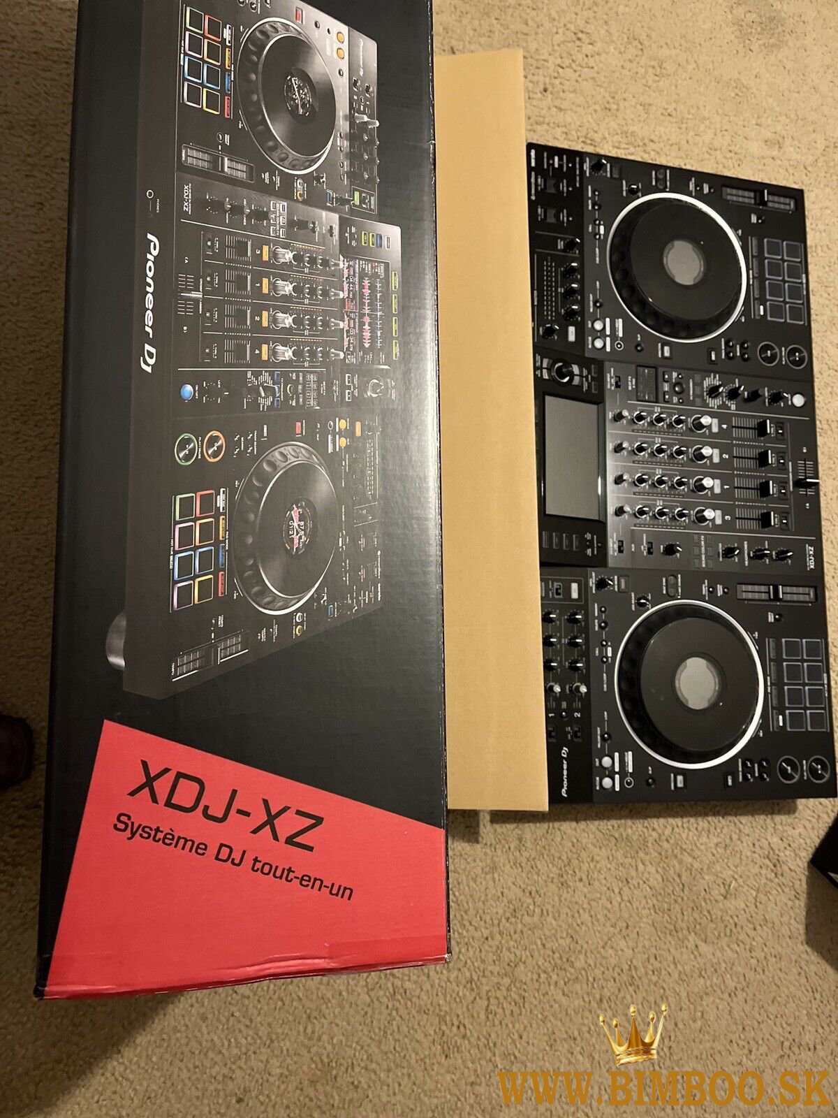 2x Pioneer CDJ-2000NXS2 + 1x DJM-900NXS2 DJ Mixer dostupné pro 2600 EUR