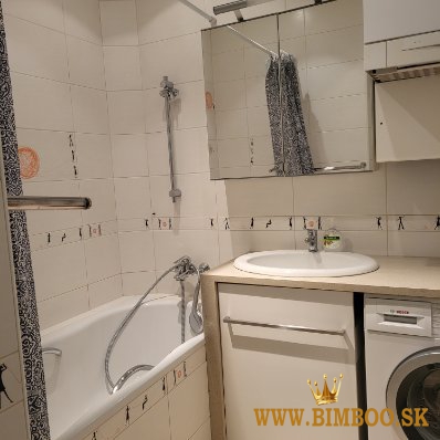  Prenájom  3 izbový byt  Klemensovej ul
