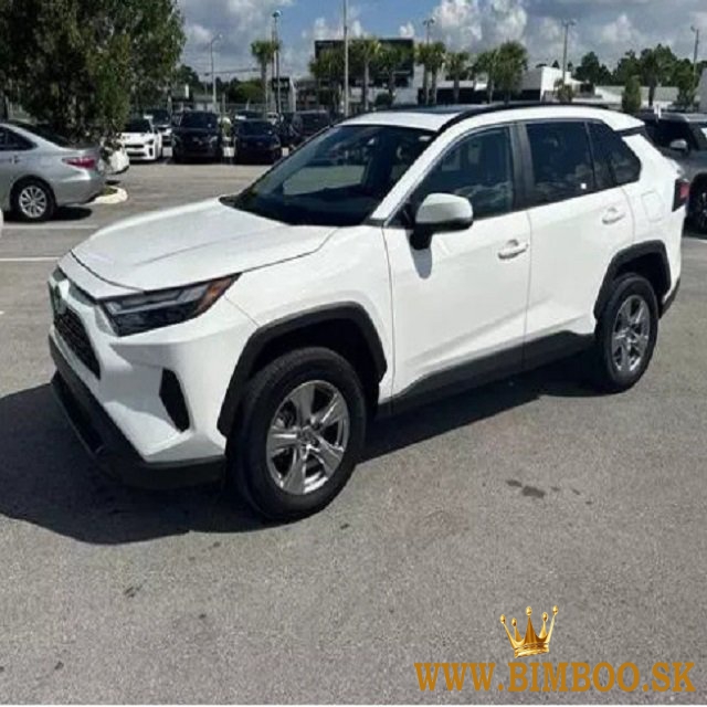 Toyota RAV4 2022 xle Full Options
