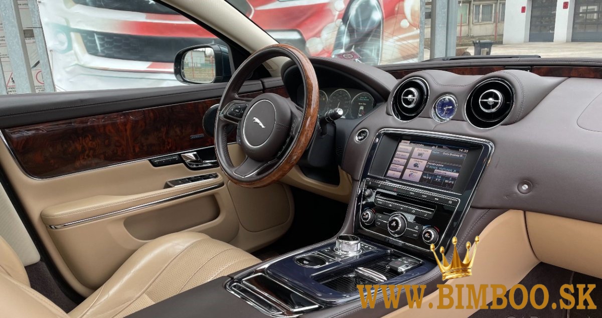 Jaguar XJ 3.0 V6 DIESEL Premium Luxury 